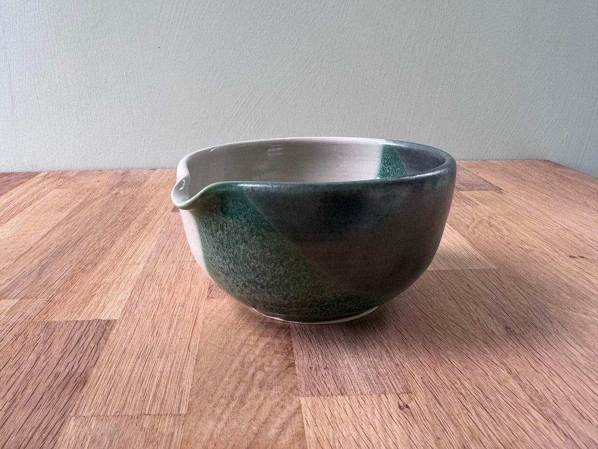 Matcha/ Pouring Bowl
